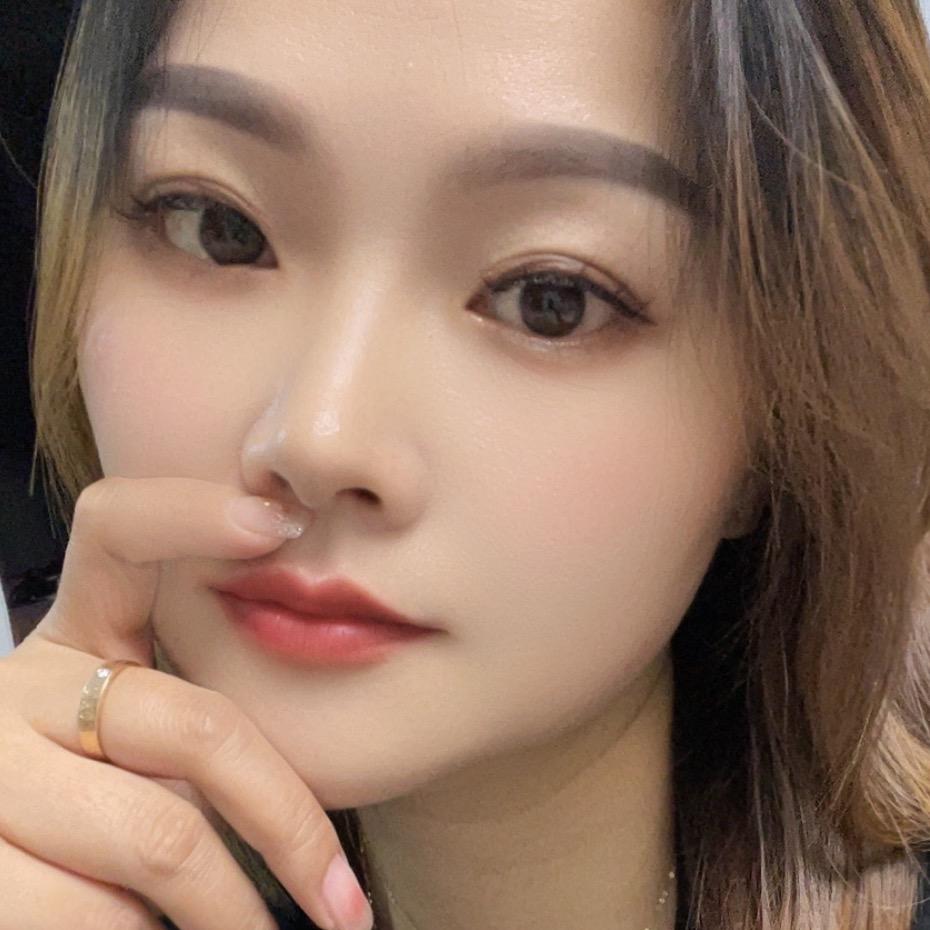 @君🌺🌺