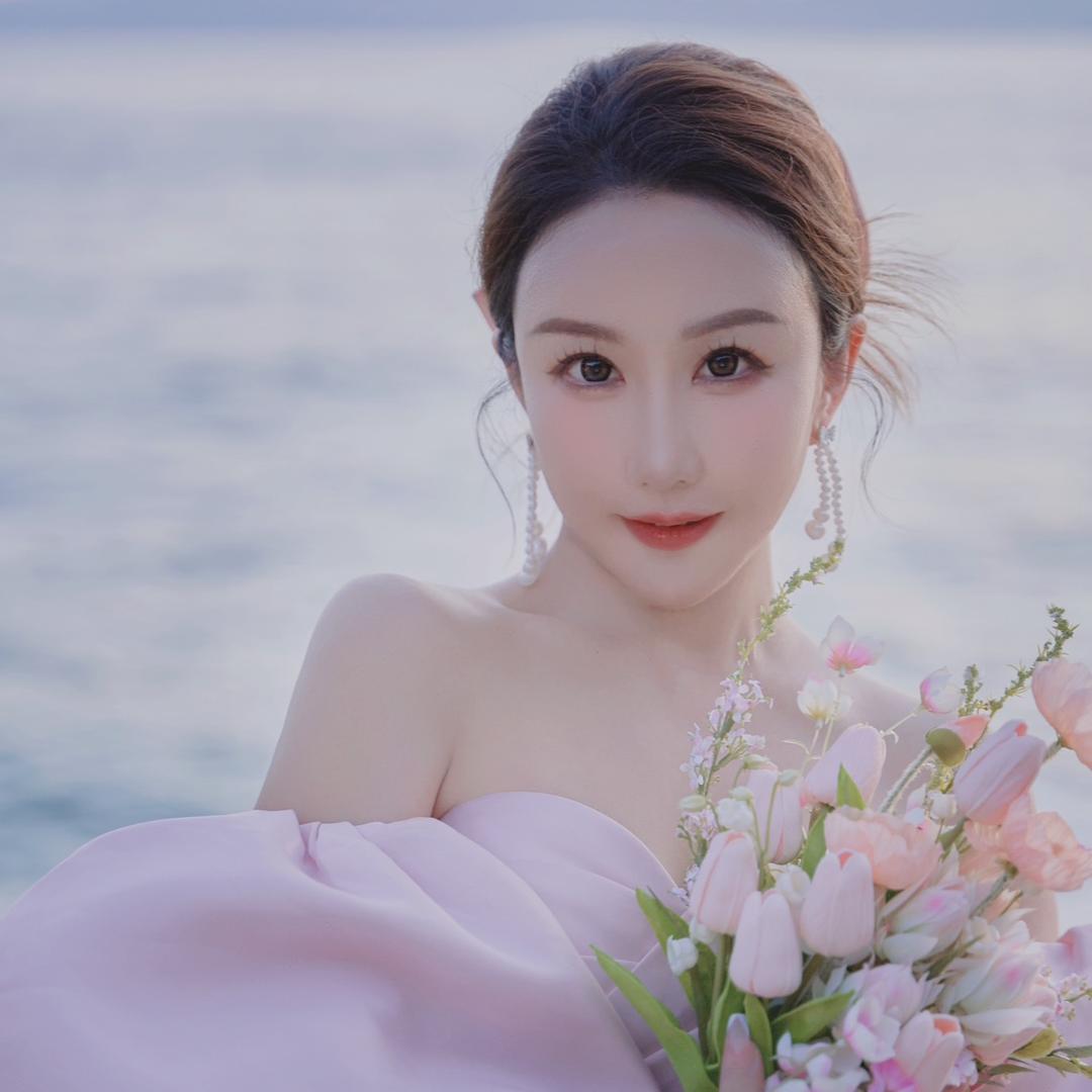 洛芙泉·璐总(珊瑚妈咪)