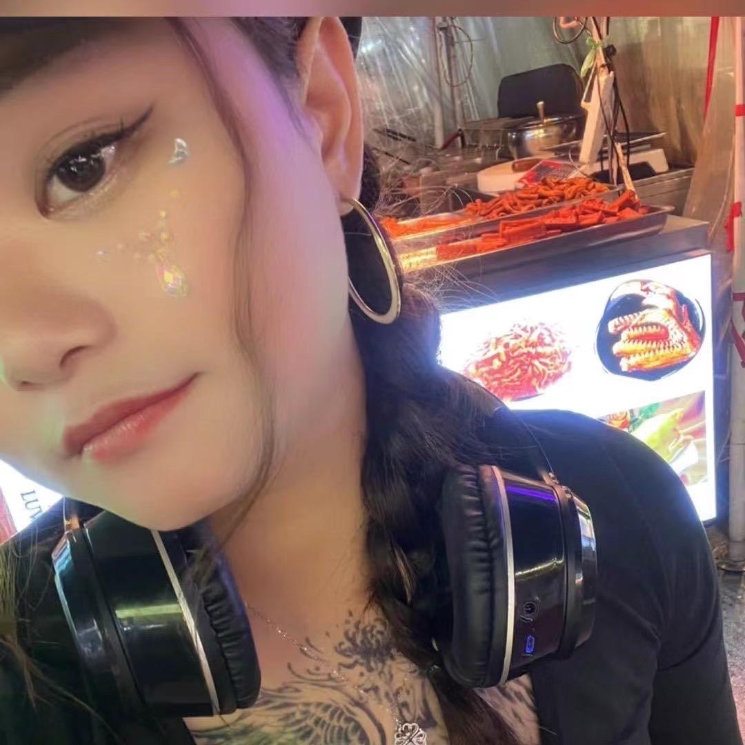 😘吴宝😘