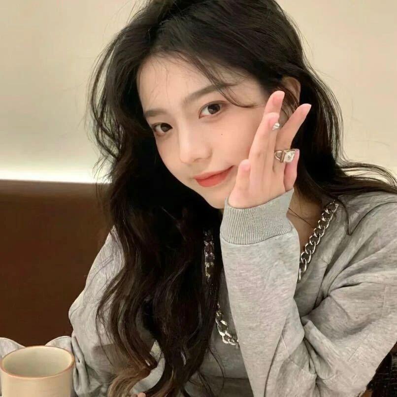 小菲