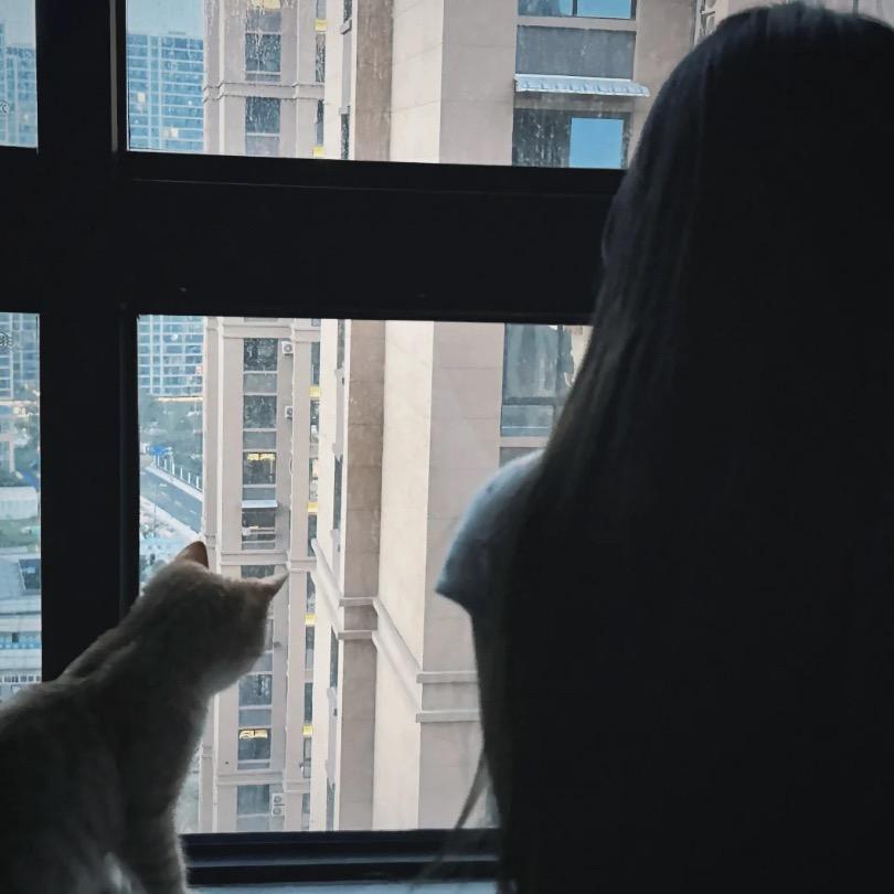 涂涂.
