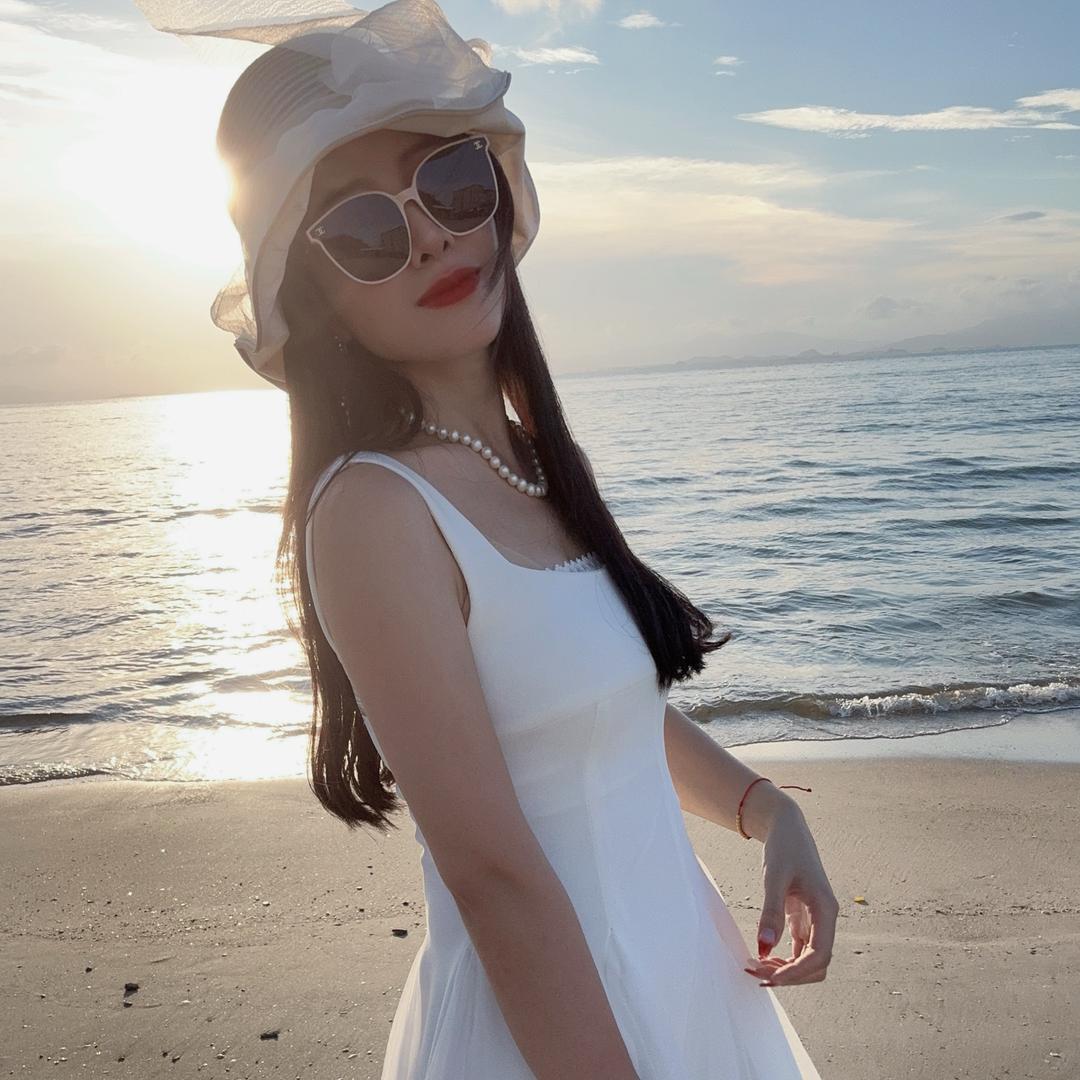 米莱女装服饰