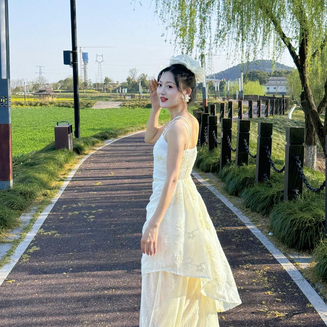 是悦悦吖