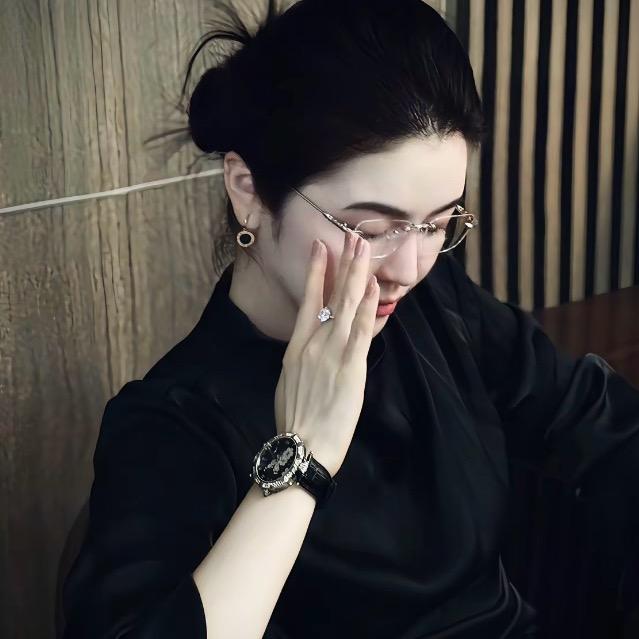 @霞姐💫