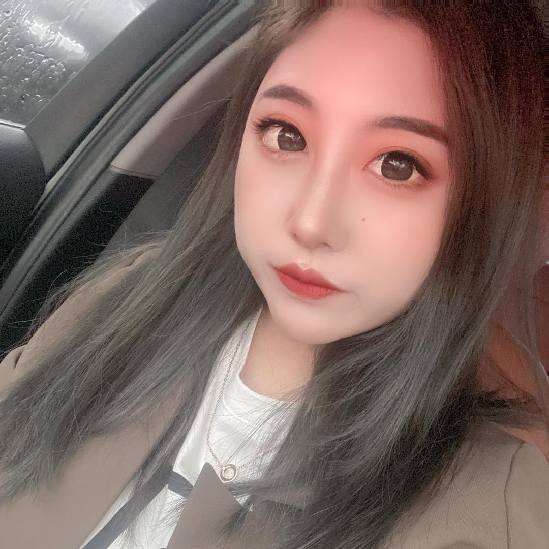 - 月YUE.🍃