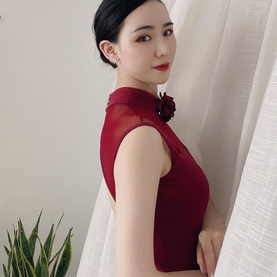 雷娜形体美学