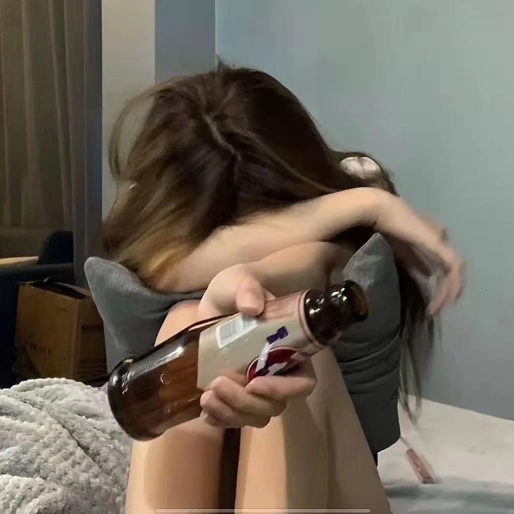 暗哑于秋
