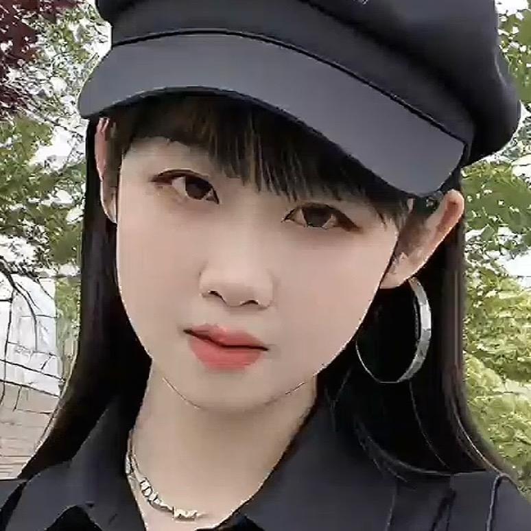 冷宝爱唱歌