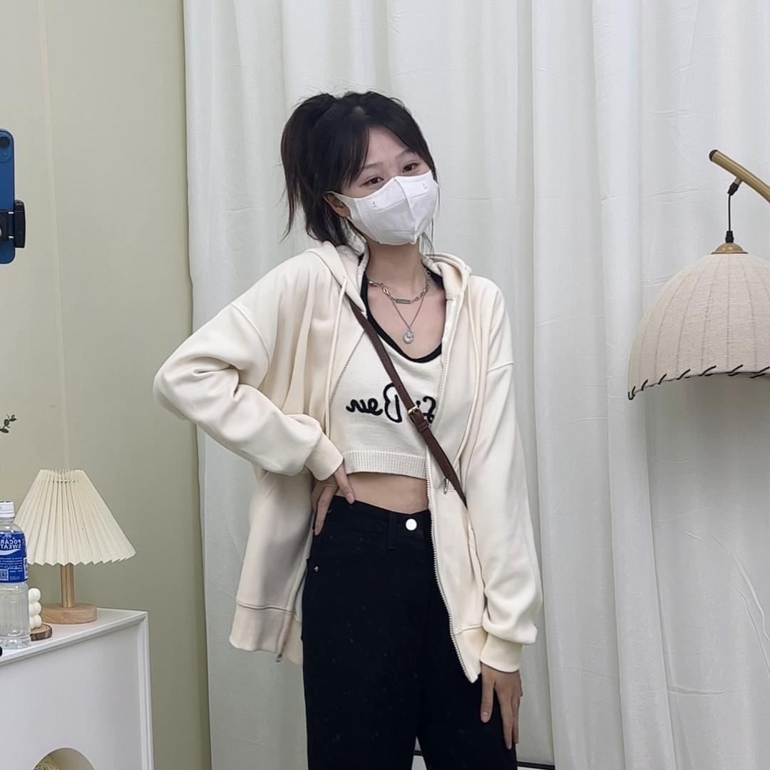 如棠牛仔