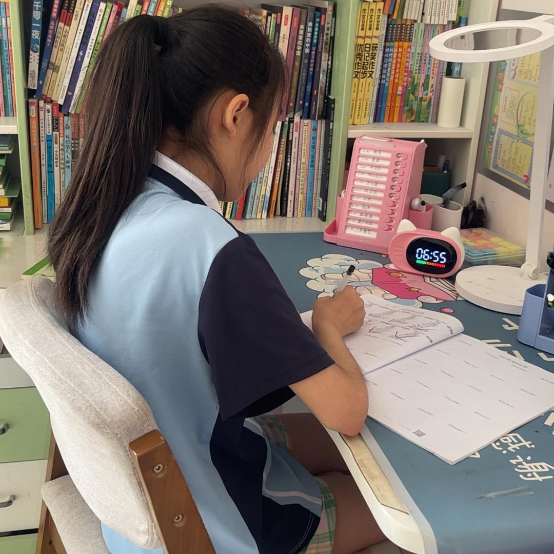雅桃同学