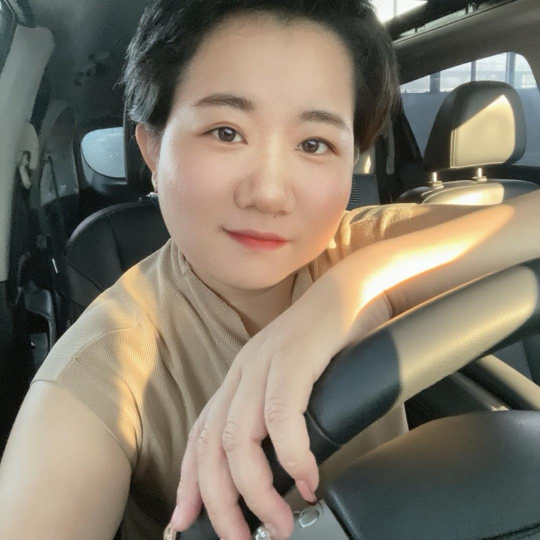 老板娘佛系二手车批发
