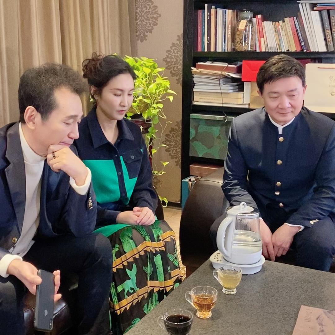 岔巴子三人行