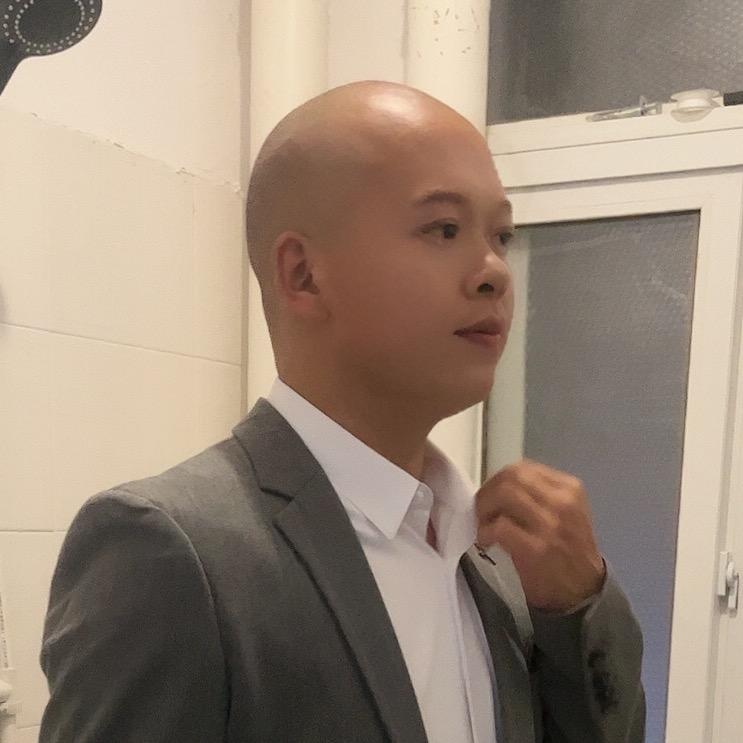 龙凡（龙家人）