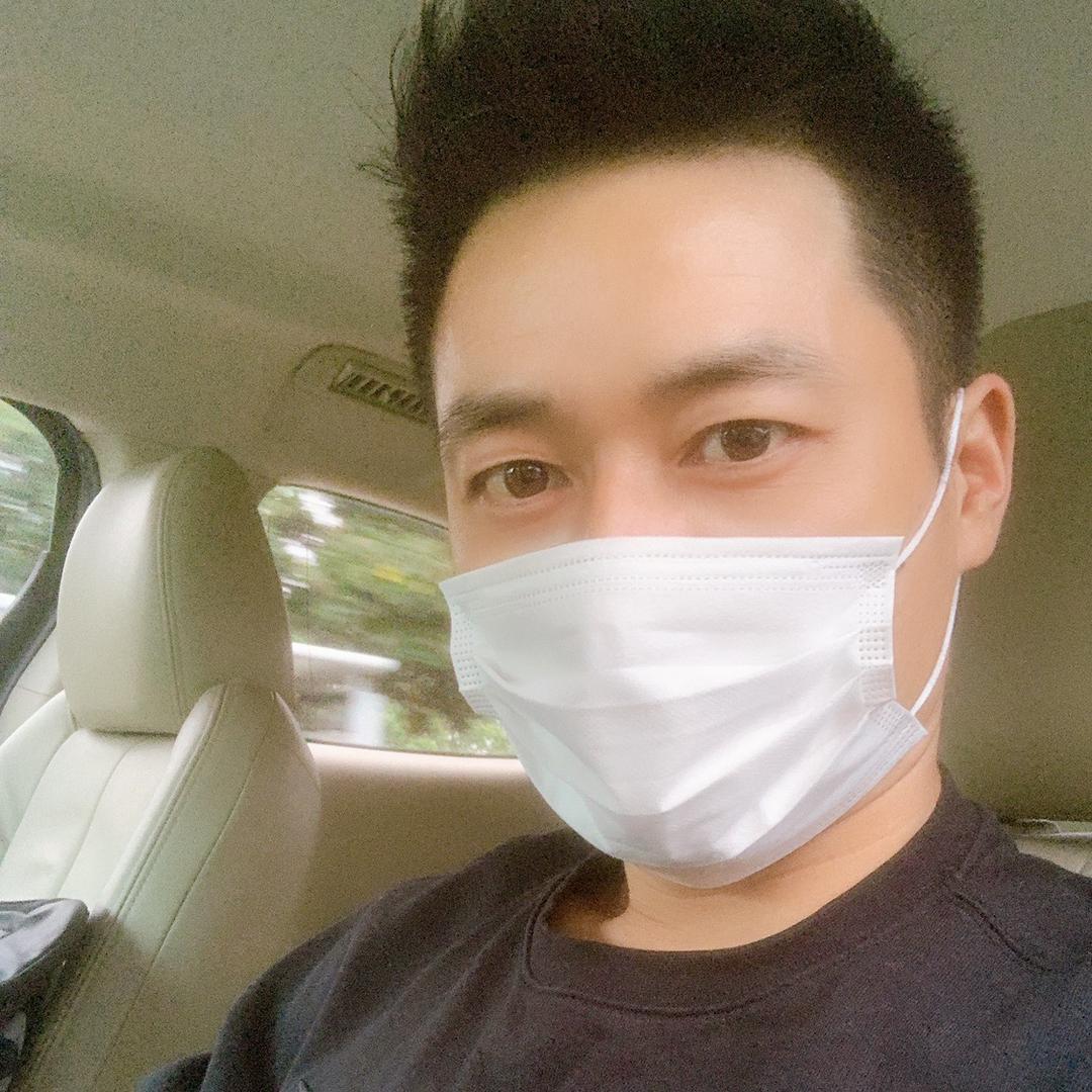 __王