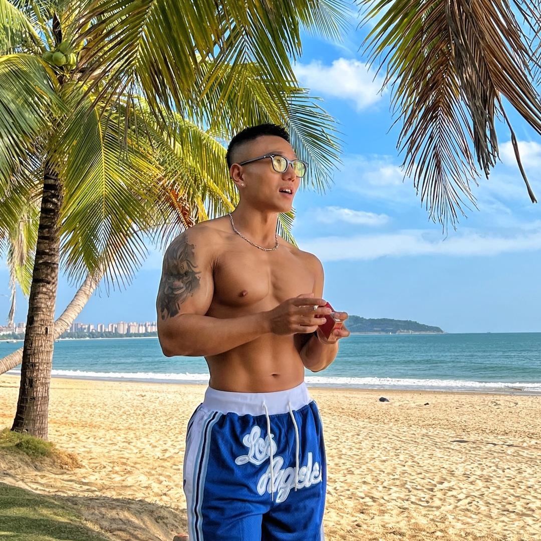麦克孟