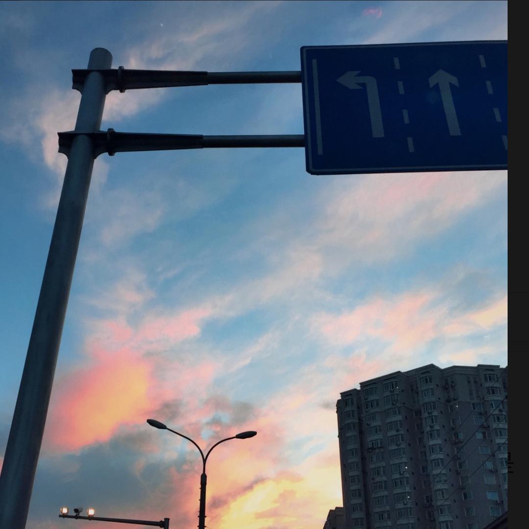 两个晨