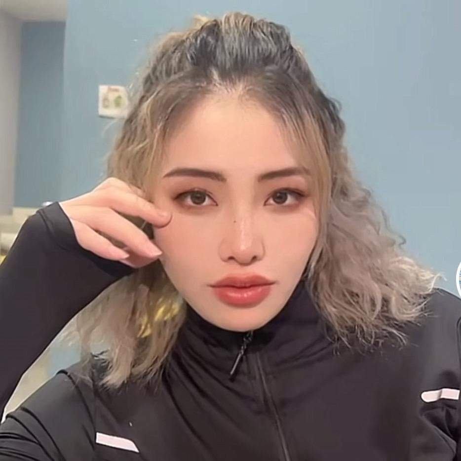 超越健身镜子教练