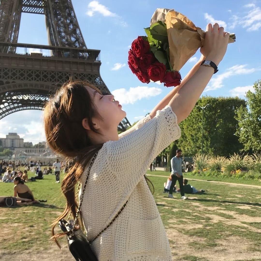 一株萱草~🍰