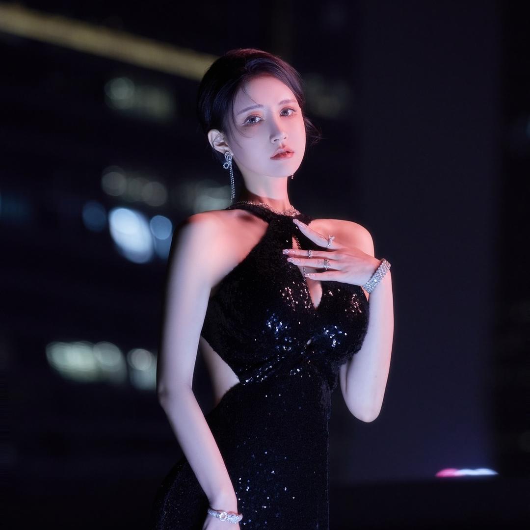 杨小乖🐑⁸²⁸⁸