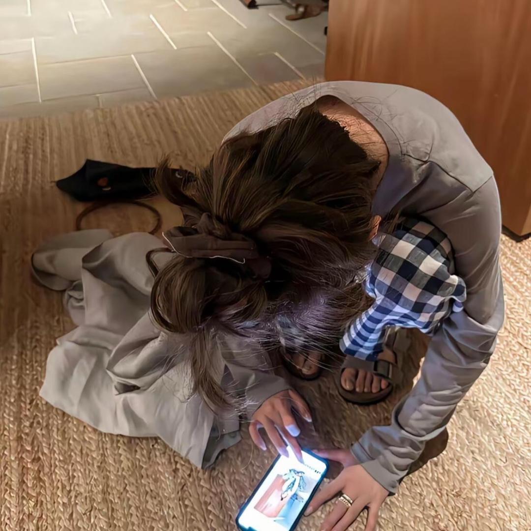 不要再裝了好吧。