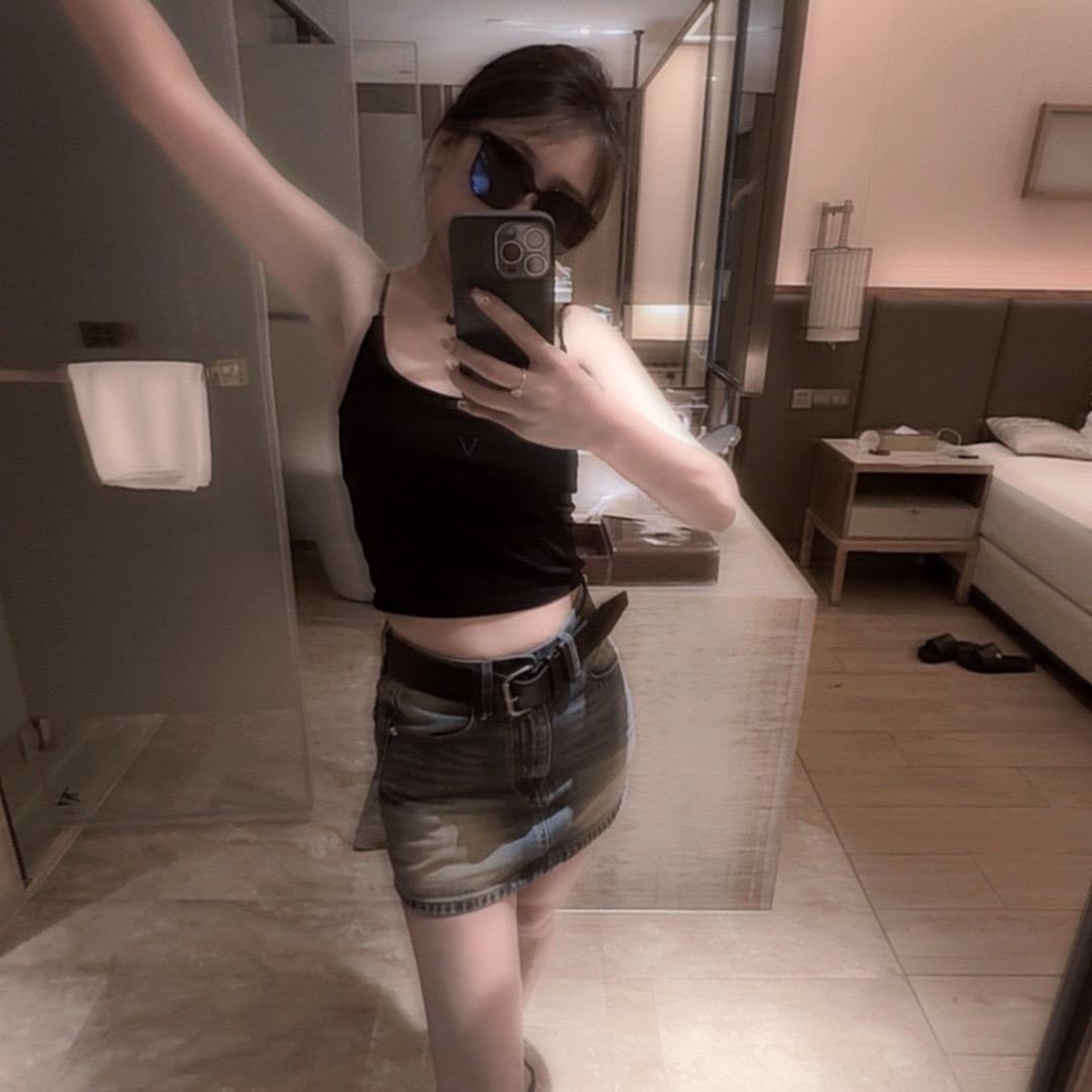 美娇.           🕷️