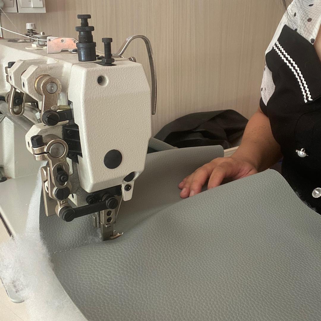 阿敏脚踏缝纫机