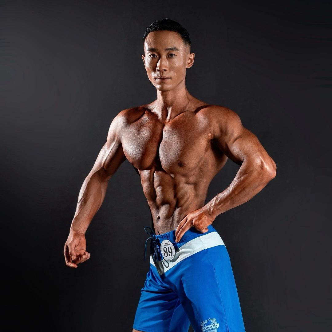 铁森林店长孙阔