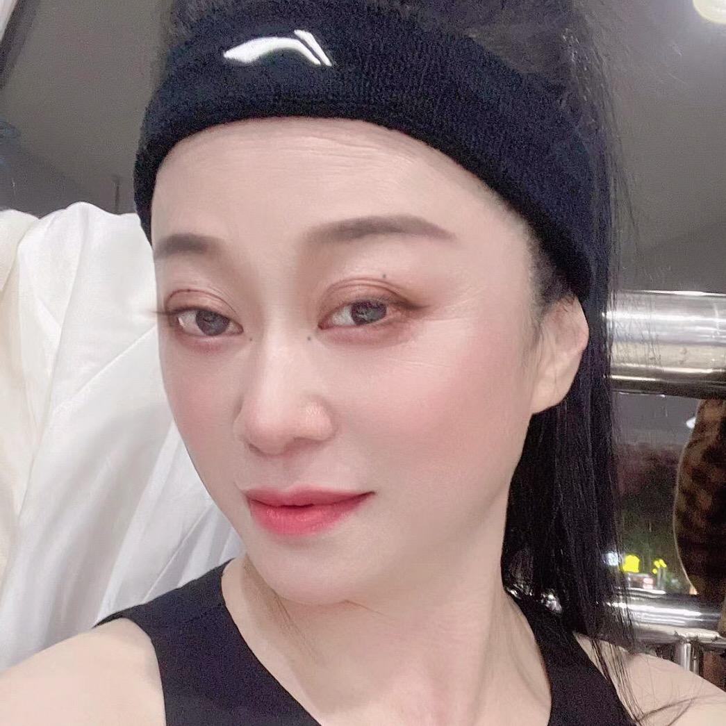 爱运动微微（好物在橱窗）