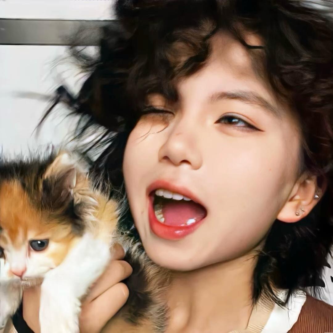 🦋𝑬a𝒏𝒊𝒕.