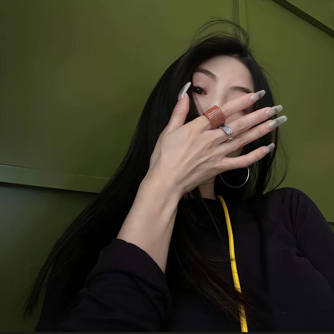 ᑋᵉᑊᑊᵒ 🚬᭄ 乖不如野