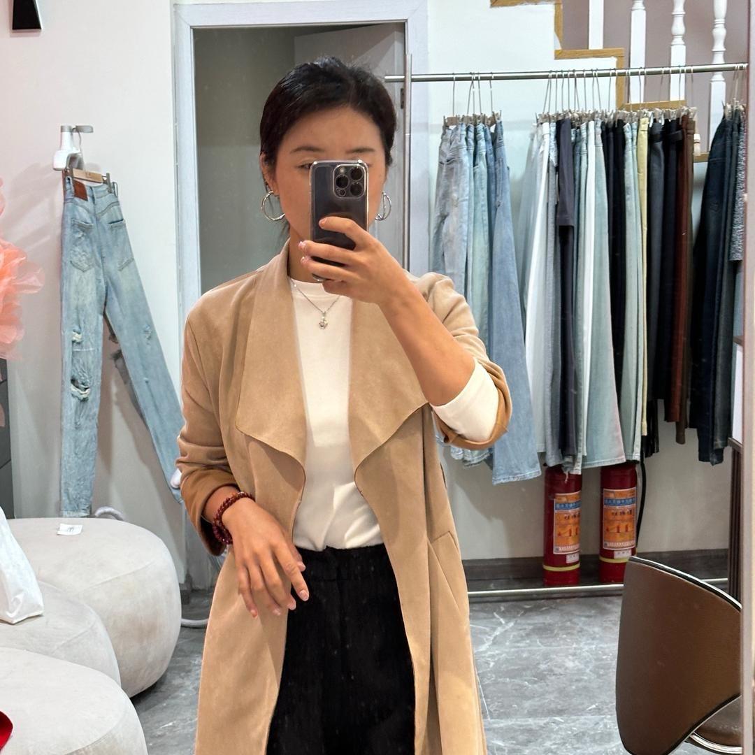 杭州富阳偶姿女装潮流馆