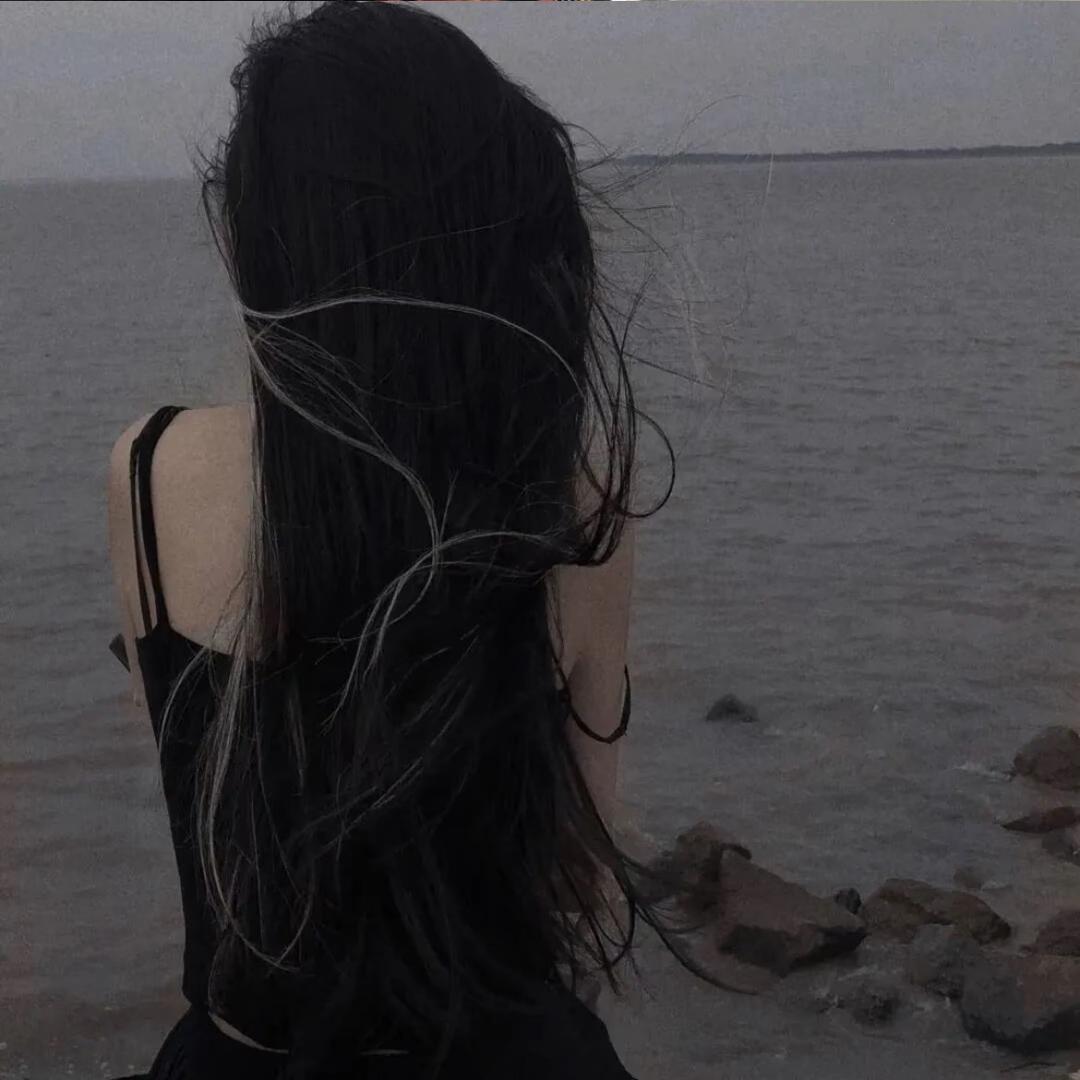 @海边捡贝壳