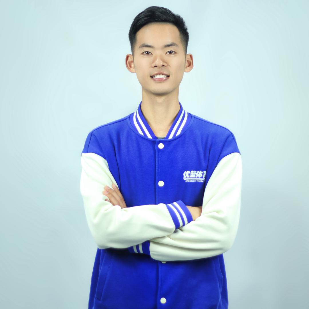 优篮的小熊