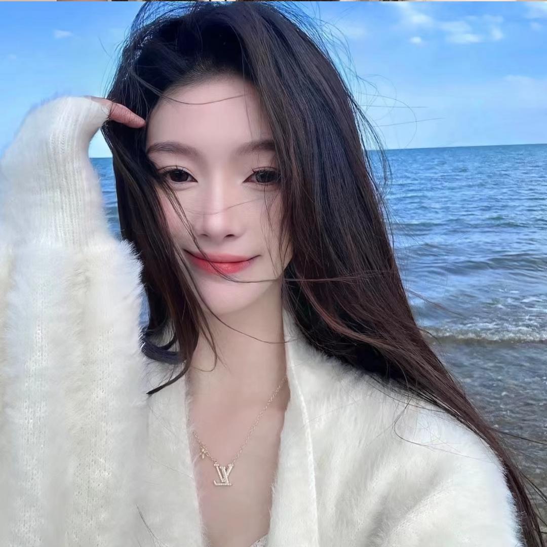 邹邹