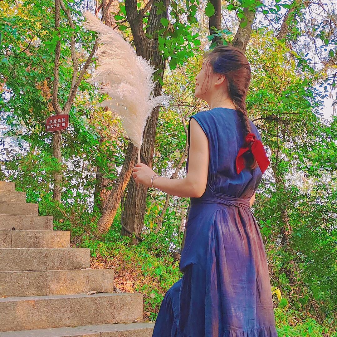 读绘本的体育老师🌾