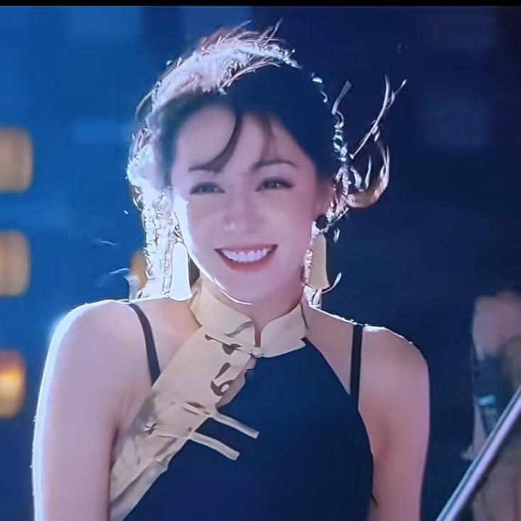 ♡月亮满了zᙆ
