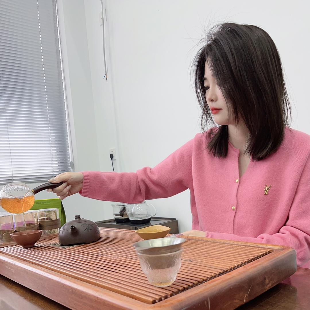 怿辰羊绒(最近播濮院李公子羊绒)