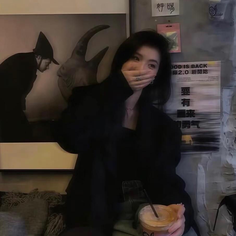 不爱吃甜的祖宗🐰