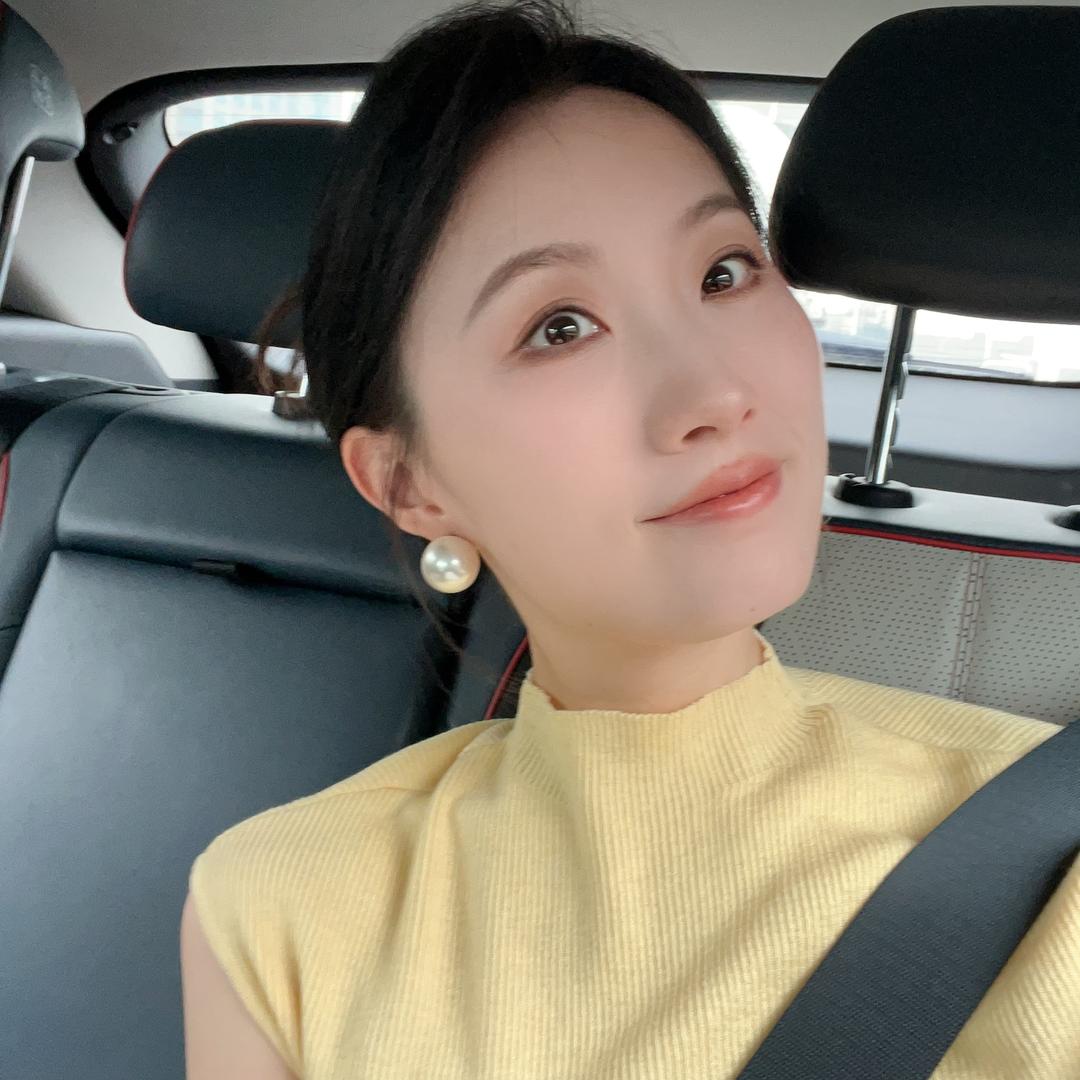 玩车学姐小马