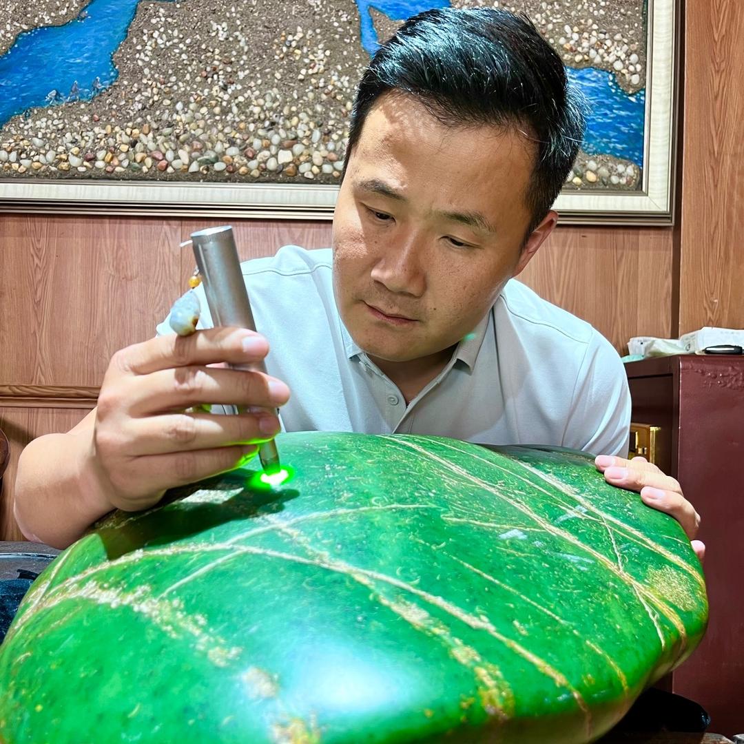 君籽玉府