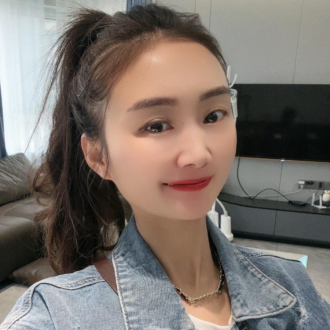 小曼🍒