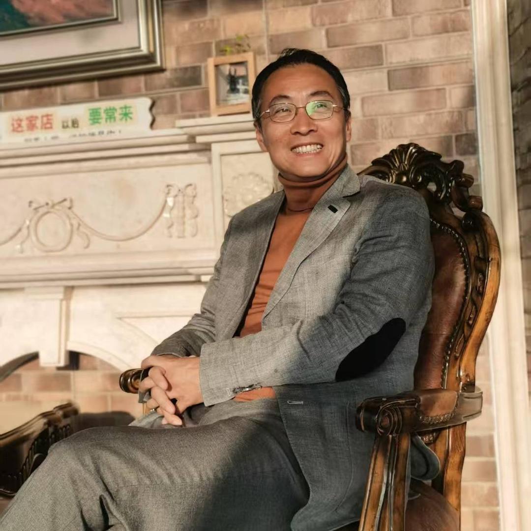 磊哥论足