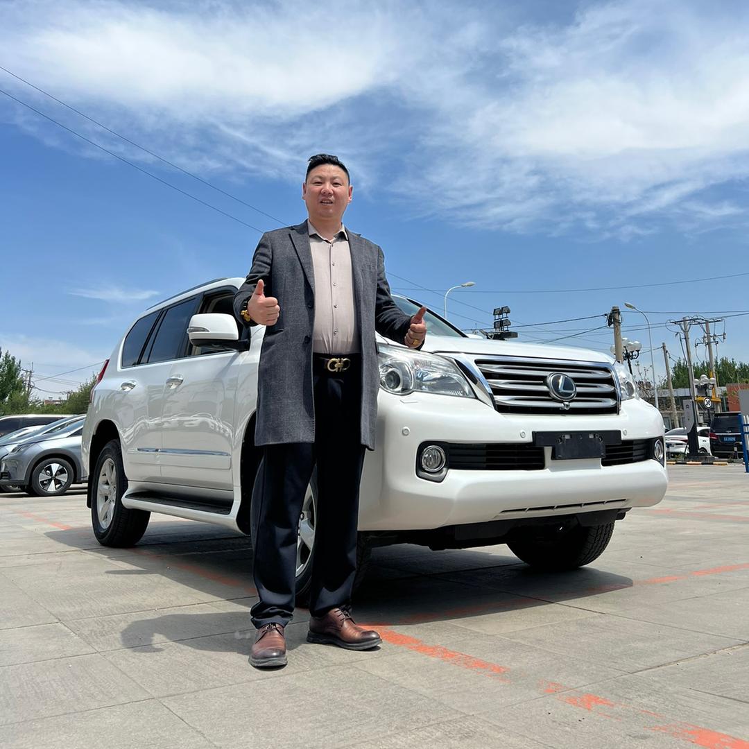 老李霸道酷路泽精品车