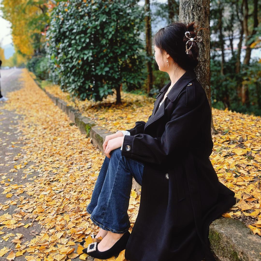 邓小姐ᥫᩣ