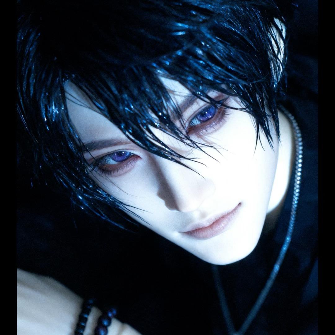 Max。