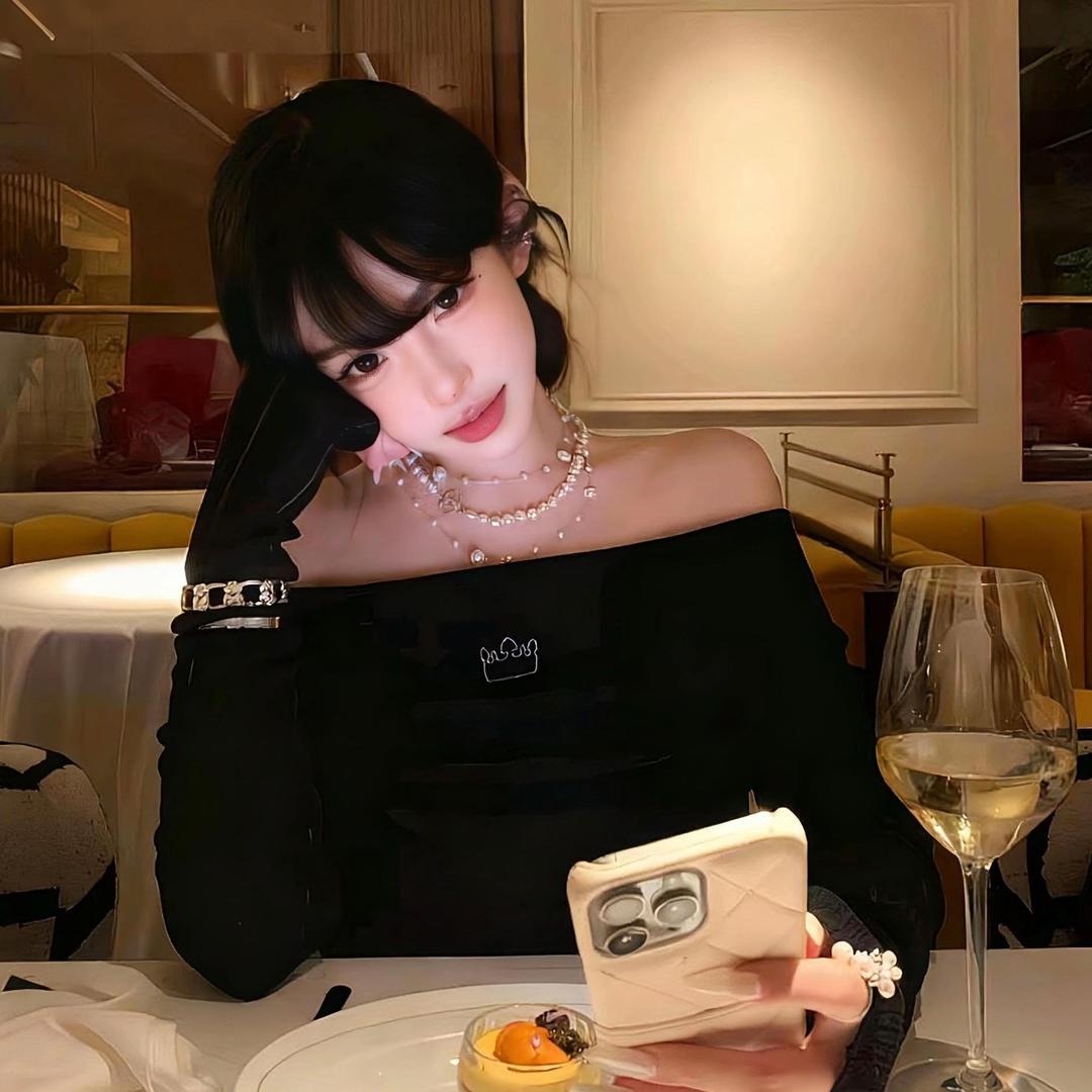 𝐀𝐧𝐠𝐜𝐜