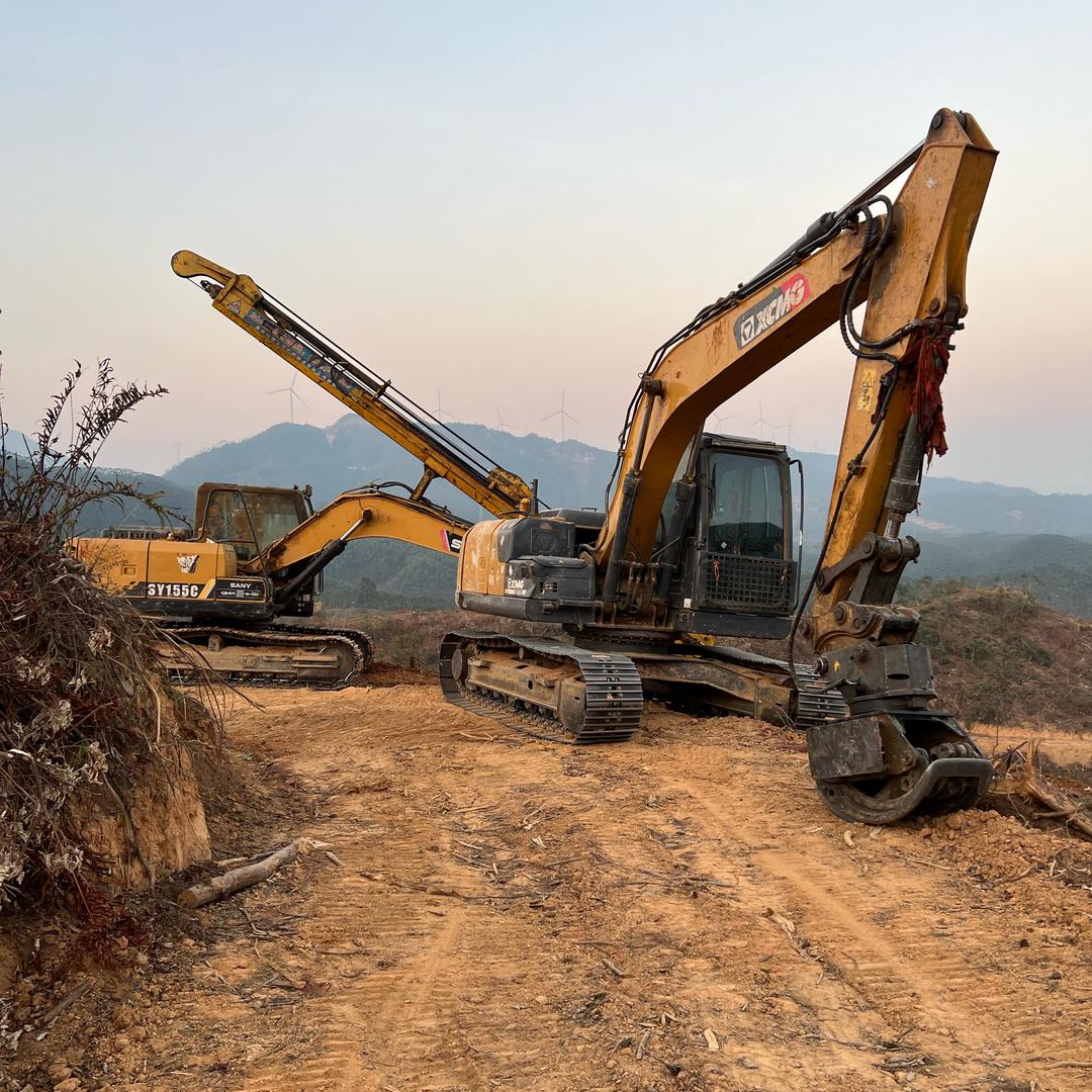 专业搞松杂木一条龙服务。