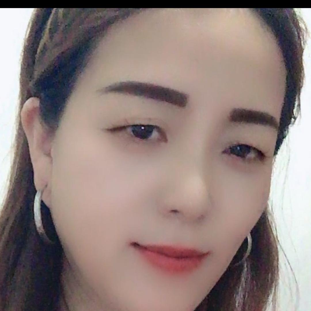 芳芳🍀71年的猪🐖