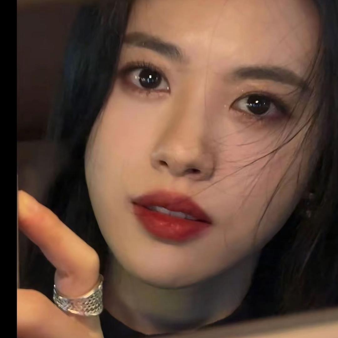 馨尹🍃      （连赞拉黑🤦‍♀️