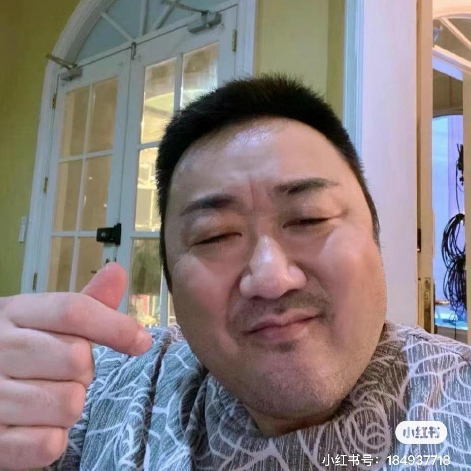 没事多笑笑、
